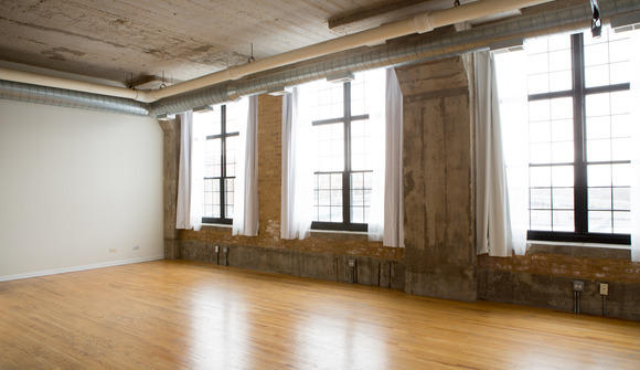 Studio - Kane, Daylight Photo Studio